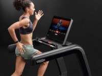 Беговая дорожка Technogym Artis Run фото №3 — интернет-магазин Desire.md