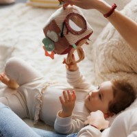 Jucărie pentru pătuturi si carucioare BabyOno Rabbit (1683) imaginea #2 — magazin online Desire.md