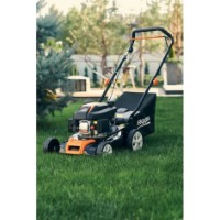 Maşina de tuns gazonul pe benzină Sequoia SPLM4000 imaginea #2 — magazin online Desire.md