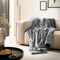 Плед Bugatti Fur 150х200cm Grey (3885/800) фото №2 — интернет-магазин Desire.md