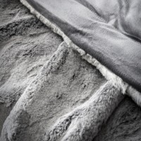 Плед Bugatti Fur 150х200cm Grey (3885/800) фото №3 — интернет-магазин Desire.md