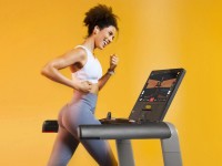 Banda de alergat Technogym Excite Run  imaginea #8 — magazin online Desire.md