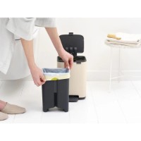 Coș de gunoi Brabantia Bo Pedal 4L Beige imaginea #4 — magazin online Desire.md