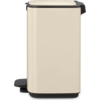 Coș de gunoi Brabantia Bo Pedal 4L Beige imaginea #2 — magazin online Desire.md