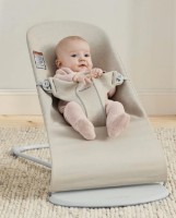 Șezlong pentru bebeluși BabyBjorn Bliss Light Beige (006187A) imaginea #3 — magazin online Desire.md