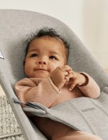 Șezlong pentru bebeluși BabyBjorn Bliss Sand Grey (006080A) imaginea #3 — magazin online Desire.md