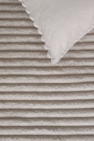 Lenjerie de pat Riviera Maison Furry Stripes 240x200/220 Off-white (333127) imaginea #3 — magazin online Desire.md