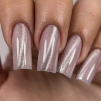 Гель-лак для ногтей Joia Vegan Cat Eye 01C Moonstone Veil 6ml фото №2 — интернет-магазин Desire.md
