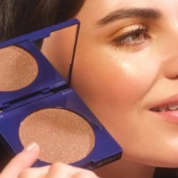 Хайлайтер Artdeco Diamond Beauty Powder 8 Bronze Glow фото №2 — интернет-магазин Desire.md