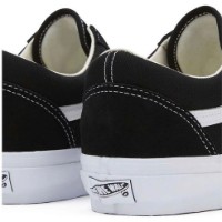 Ghete pentru bărbați Vans Lx Old Skool Black/White, s.42.5 imaginea #9 — magazin online Desire.md