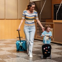 Trotinetă Micro Luggage Junior Patch&Play Frosty Blue Limited Edition (ML0045) imaginea #2 — magazin online Desire.md