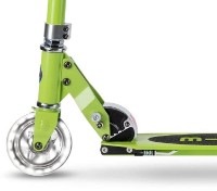 Trotinetă Micro Sprite LED Chartreuse (SA0224) imaginea #3 — magazin online Desire.md