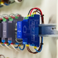 Умный диммер Shelly Pro Dimmer 0/1-10V PM фото №3 — интернет-магазин Desire.md