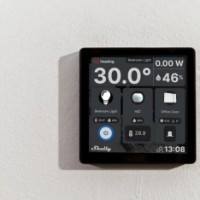Панель управления умным домом Shelly Wall Display Black+Blu H&T Black фото №4 — интернет-магазин Desire.md