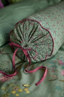 Perna decorativa Pip Studio Bustani Roll 22x70 Green (332435) imaginea #2 — magazin online Desire.md