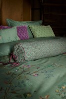 Perna decorativa Pip Studio Bustani Roll 22x70 Green (332435) imaginea #3 — magazin online Desire.md