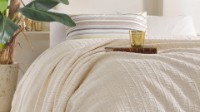 Покрывало Lova Perla Camel 240x260cm фото №2 — интернет-магазин Desire.md