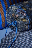 Perna decorativa Pip Studio Tutti I Fiore 22x70 Dark Blue (332430) imaginea #2 — magazin online Desire.md