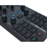 Mixer Native Instruments Traktor X1 MK3 imaginea #9 — magazin online Desire.md