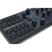 Mixer Native Instruments Traktor X1 MK3 imaginea #4 — magazin online Desire.md