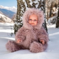 Кукла Llorens Luka Sonrisas Buzo Peluche 45cm (74506) фото №3 — интернет-магазин Desire.md