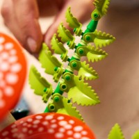 Set de construcție Lego Botanicals: Woodland Mushrooms (11505) imaginea #8 — magazin online Desire.md