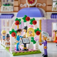 Set de construcție Lego Friends: Heartlake City Grand Hotel (42704) imaginea #2 — magazin online Desire.md