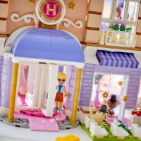 Set de construcție Lego Friends: Heartlake City Grand Hotel (42704) imaginea #7 — magazin online Desire.md