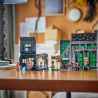 Set de construcție Lego Harry Potter: Knockturn Alley Wizarding Shops (76471) imaginea #4 — magazin online Desire.md