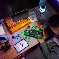 Set de construcție Lego Technic: Green Bugatti Chiron Pur Sport Hypercar (42241) imaginea #5 — magazin online Desire.md