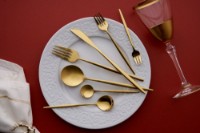 Set tacâmuri Hermia Line 42 Gold