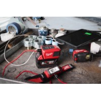 Мини-зарядное устройство Milwaukee M184932499165 (4932499165) фото №3 — интернет-магазин Desire.md