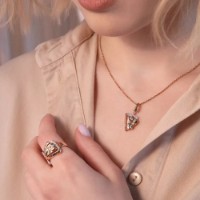 Подвеска из красного золота с бесцветным топазом Platina 03-3416-00-201-1110 1,7g фото №2 — интернет-магазин Desire.md