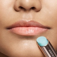 Balsam de buze Estee Lauder HydraPlump Lip Balm Sheer Oasis imaginea #2 — magazin online Desire.md