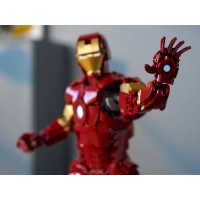 Set de construcție Lego Iron Man Mark 3 Collectors' Edition (76344) imaginea #2 — magazin online Desire.md