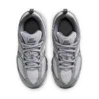 Кроссовки детские Nike Air Max Moto 2K Wolf Grey/Vast Grey/Cool Grey, s.33.5 фото №4 — интернет-магазин Desire.md