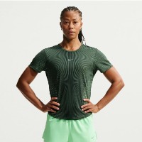 Tricou de dame Nike Swift Aero-Fit Black/Light Green Spark, s.L