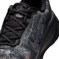 Adidași pentru bărbați Nike Vomero 18 Realtree Black/Dark Smoke Grey/Anthracite/Metallic Dark Grey, s.43 imaginea #6 — magazin online Desire.md