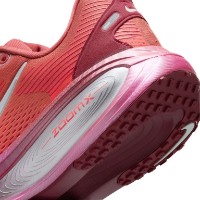 Adidași pentru dame Nike Vomero 18 SE Light Redwood/Bright Crimson/Atomic Pink/Barely Green, s.40 imaginea #7 — magazin online Desire.md