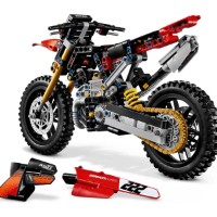 Set de construcție Lego Technic: Ducati Desmo450 MX Factory Motorcycle (42238) imaginea #5 — magazin online Desire.md
