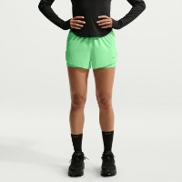 Pantaloni scurți dame Nike Swift Dri-FIT 2-in-1 Illusion Green/Reflective Silver, s.L
