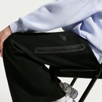 Pantaloni spotivi pentru copii Nike G Tech Fleece Black, s.M imaginea #4 — magazin online Desire.md