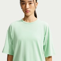 Tricou de dame Nike 24.7 ImpossiblySoft Light Dri-FIT Cucumber Calm/Illusion Green, s.XL imaginea #2 — magazin online Desire.md