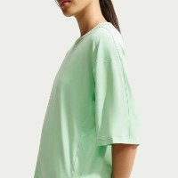 Tricou de dame Nike 24.7 ImpossiblySoft Light Dri-FIT Cucumber Calm/Illusion Green, s.XL imaginea #5 — magazin online Desire.md