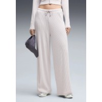 Pantaloni spotivi pentru copii Puma Essentials Ribbed Wide Leg Soft Misty Pink Heather, s.128 imaginea #4 — magazin online Desire.md