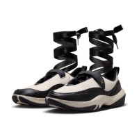 Кроссовки женские Nike Jordan Pointe Black/Chalk/Flat Gold Star, s.40
