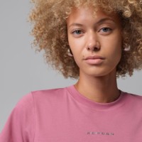 Tricou de dame Nike Jordan Desert Berry, s.L imaginea #4 — magazin online Desire.md