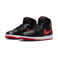 Bocanci pentru bărbați Nike Air Jordan 1 Mid Black/White/University Red, s.44.5 imaginea #1 — magazin online Desire.md
