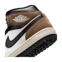 Bocanci pentru bărbați Nike Air Jordan 1 Mid Black/Palomino/University Red, s.42.5 imaginea #7 — magazin online Desire.md