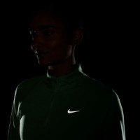Hanorac damă Nike Tempo Swoosh Run Dri-FIT Illusion Green/White, s.XS imaginea #4 — magazin online Desire.md
